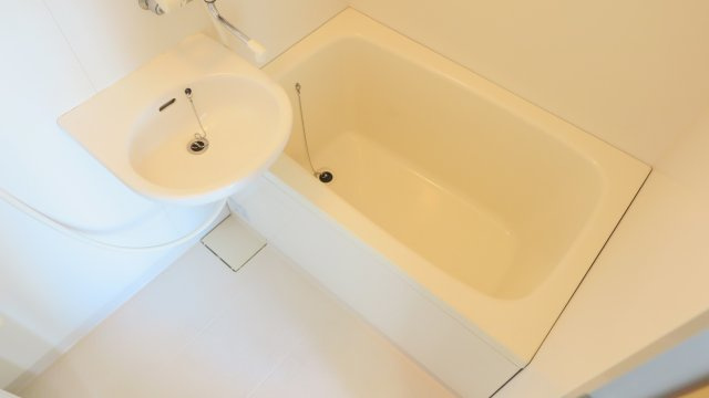 プランドールキンエー難波の浴室