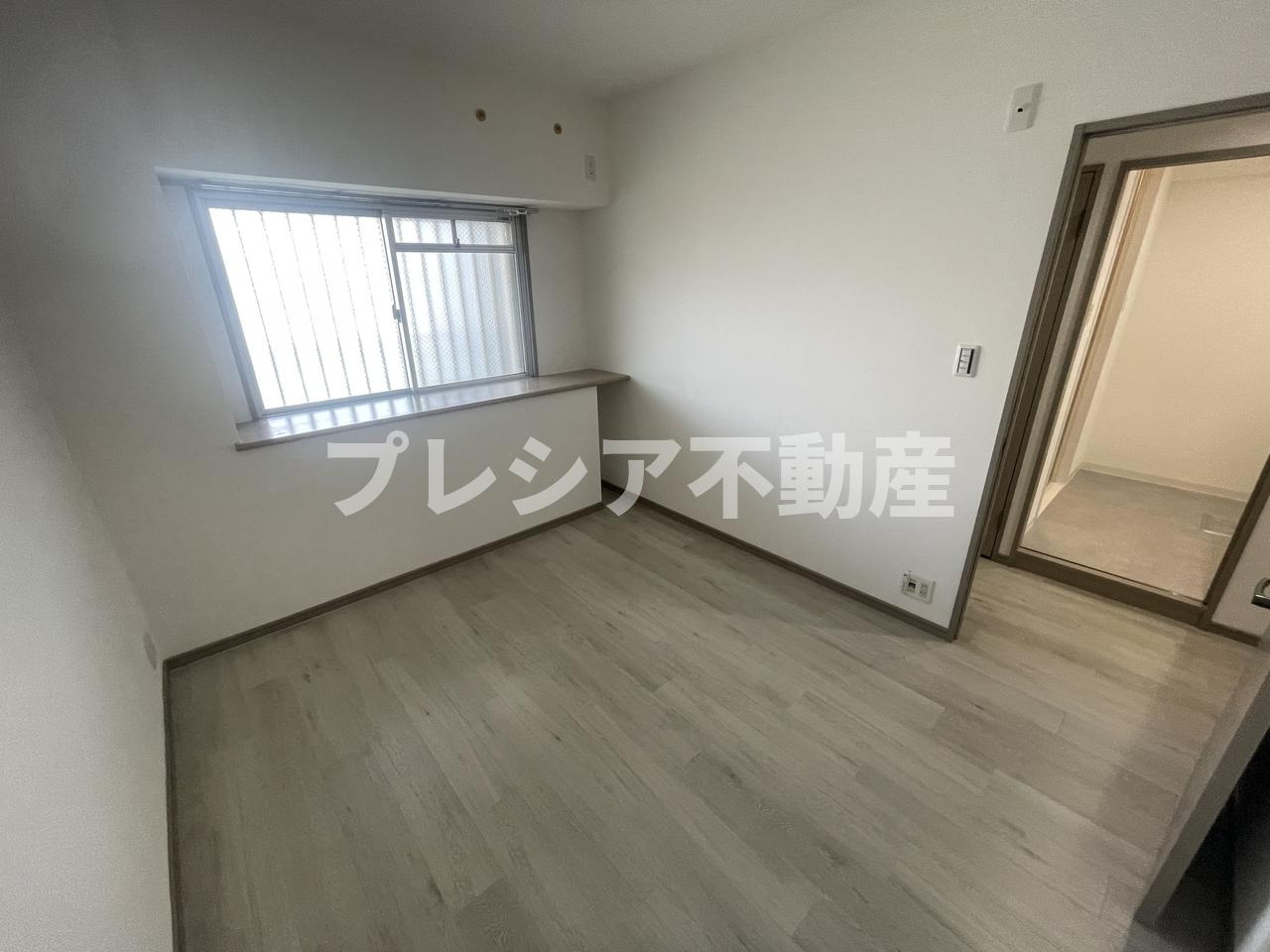 リーヴェンス甲子園口の洋室