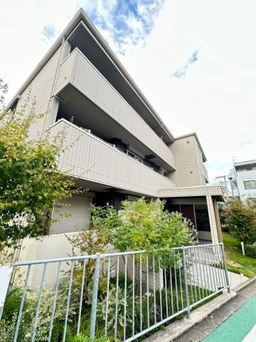 サンフラワー千里王子 B棟の外観
