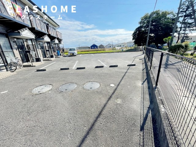ファミール富士塚A　　刈谷市近郊の賃貸はクラスホーム刈谷店の駐車場