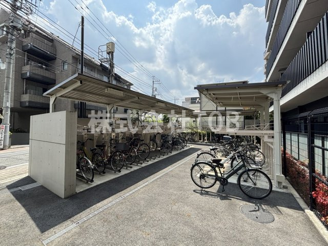 【その他共用部分】 | KDXレジデンス上石神井Ⅱ | 自転車置き場