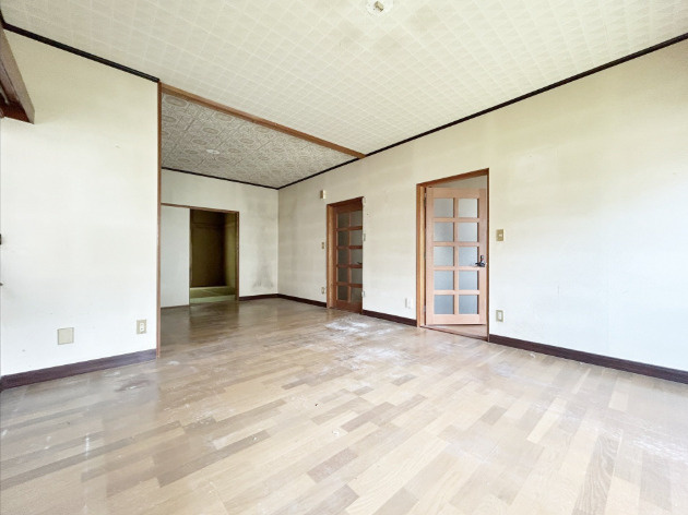 「LDKへ間取り変更予定」高知市一宮東町5丁目　中古一戸建ての洋室|リフォーム中です。