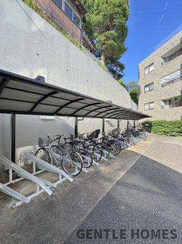 東峰マンション野間大池公園の駐輪場