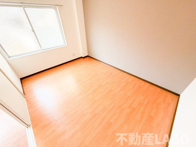 マンション丸保の内装