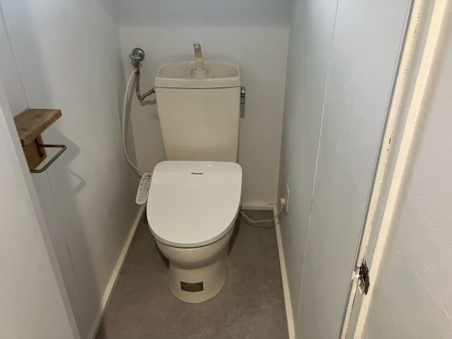 桐生市浜松町１丁目戸建のトイレ|清潔感のあるトイレです
