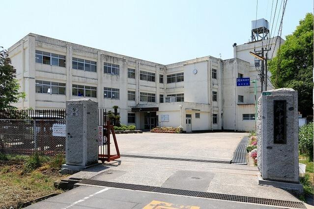 サンコート 行橋市泉中央8丁目の周辺|泉中学校まで700m