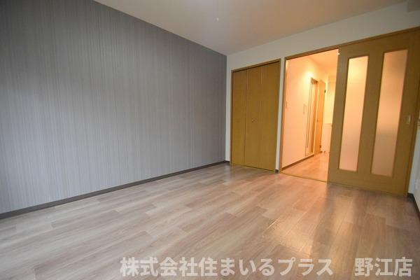 小鳥ハイツの内装