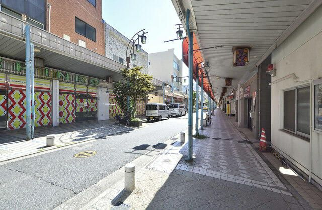 カントリー西横浜の周辺