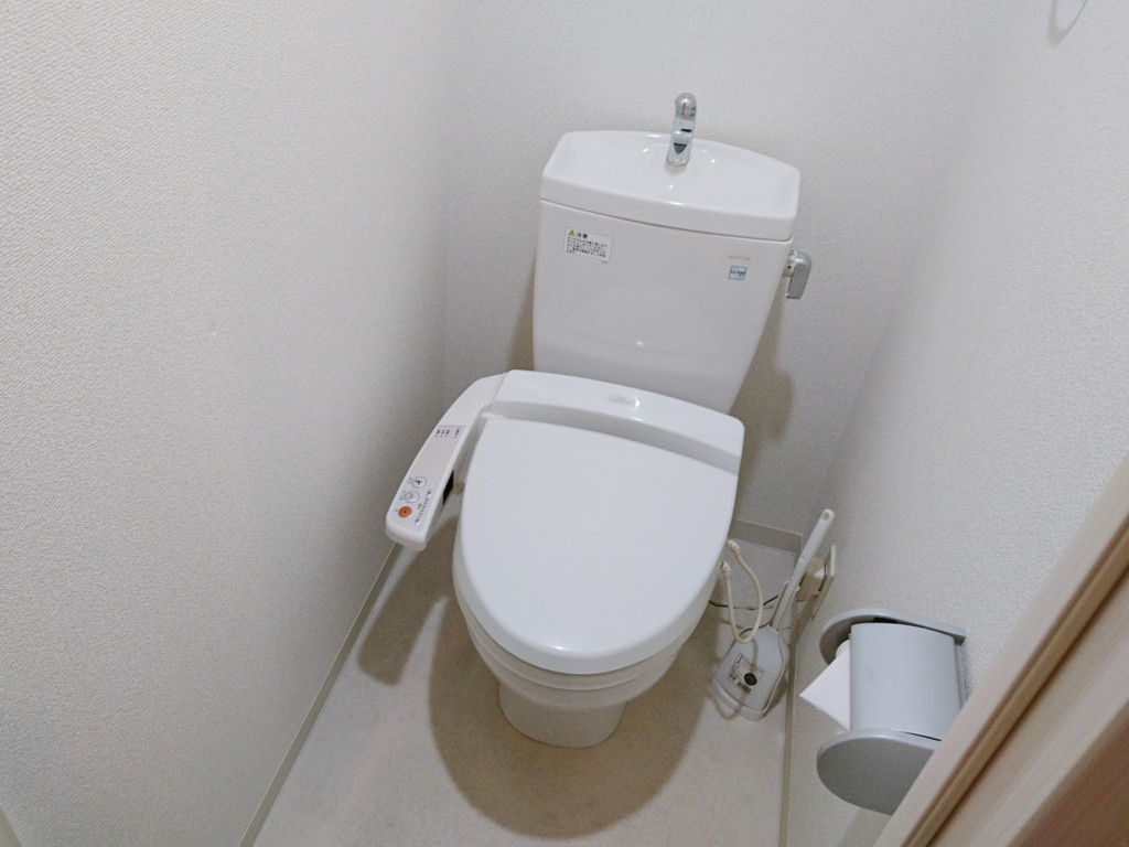 エスリード難波WESTの内装|明るい室内です