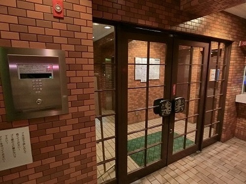 ライオンズマンション夕陽丘のエントランス|エントランス　※2020年7月撮影