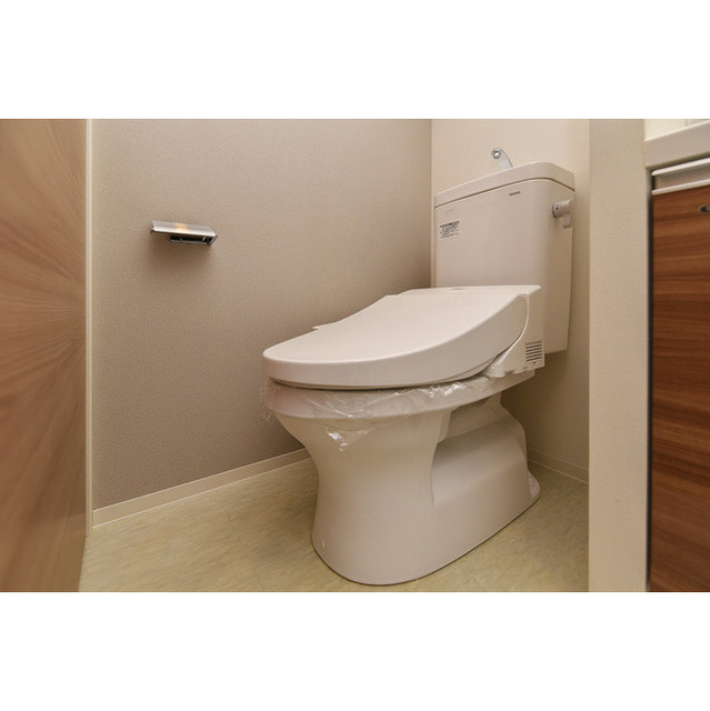 TLRレジデンス本町WESTのトイレ|落ち着いたトイレです