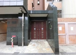 ジュネーゼグラン南堀江のエントランス|毎日通るエントランスはこのようになっています