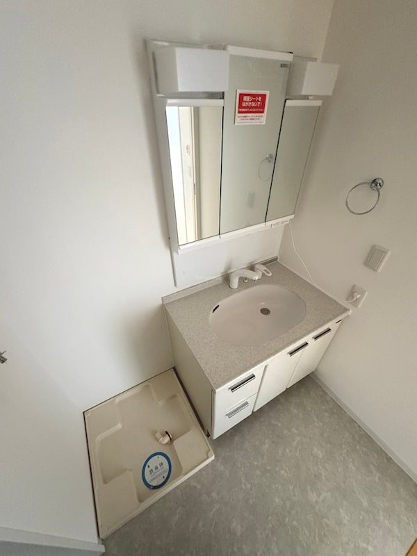 大阪市西区北堀江１丁目の賃貸マンションの洗面所