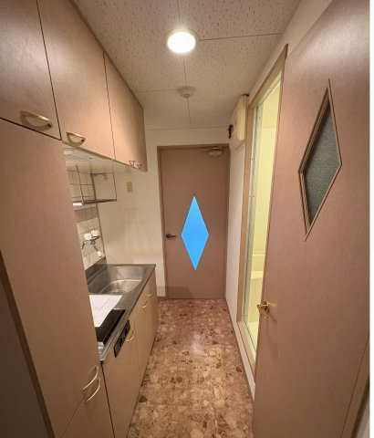 福岡市博多区築港本町の賃貸マンションのロビー