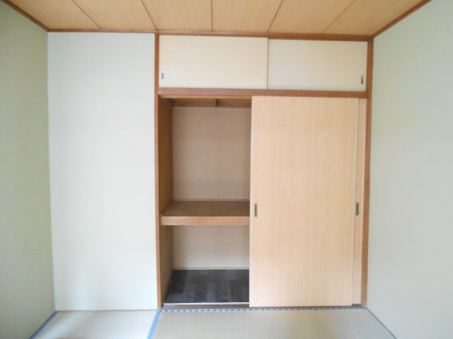 ひばりハイツの収納