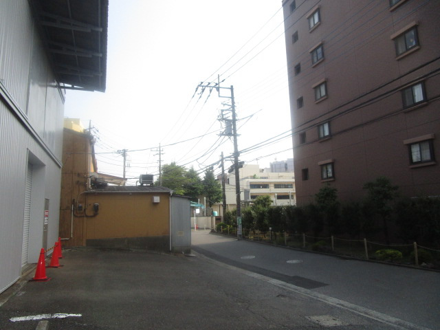 川崎市高津区坂戸２丁目の倉庫