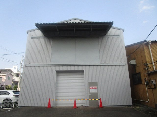 川崎市高津区坂戸２丁目の倉庫