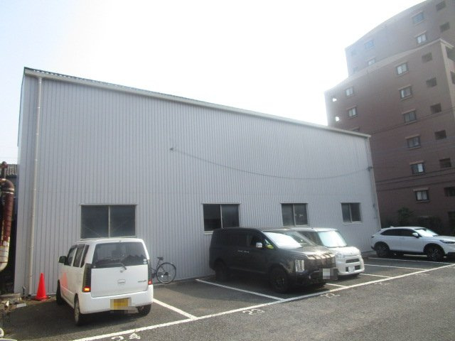 川崎市高津区坂戸２丁目の倉庫