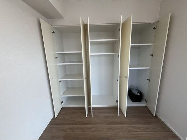 パークナード中之島公園ロジュマンの収納