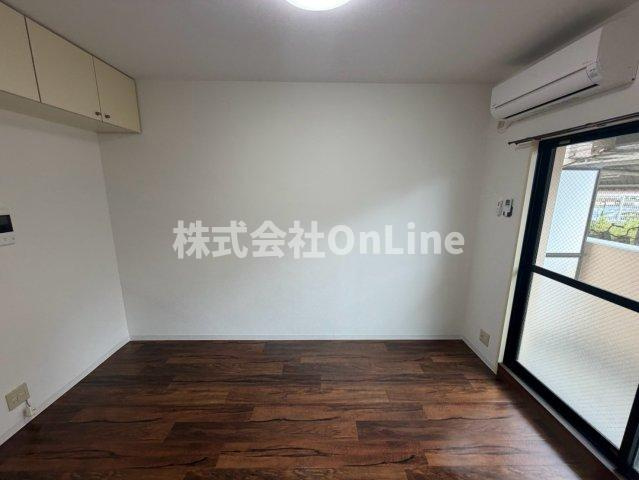 大阪市平野区加美西１丁目の賃貸マンションの内装