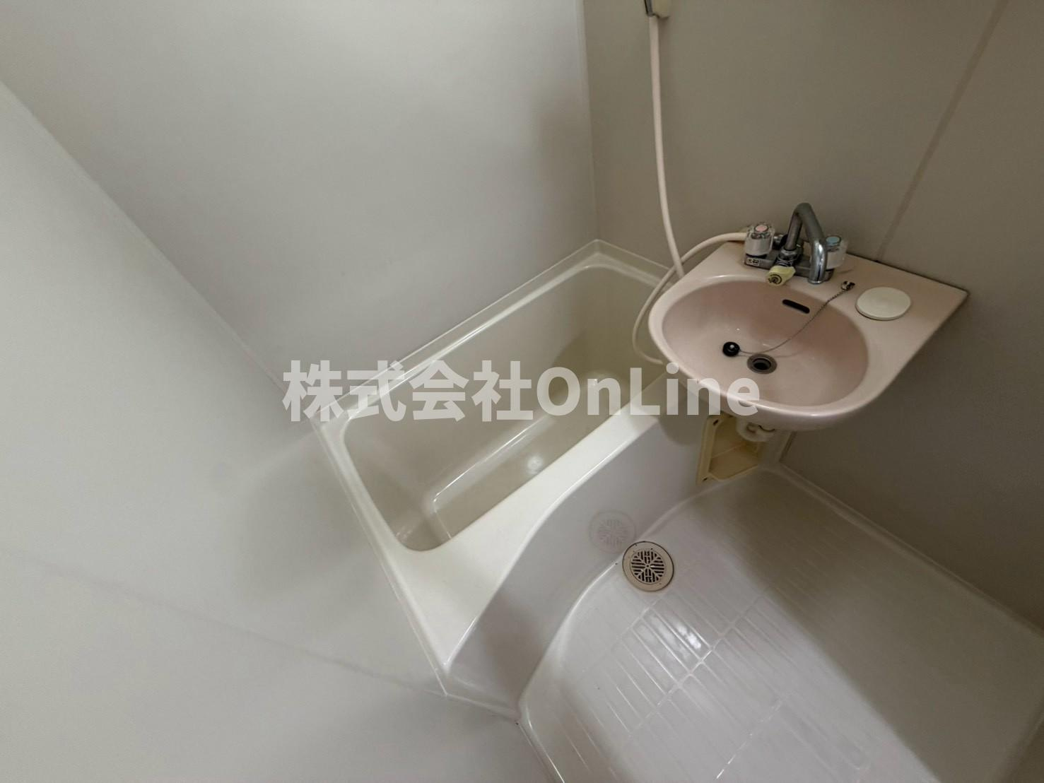 大阪市平野区加美西１丁目の賃貸マンションの浴室