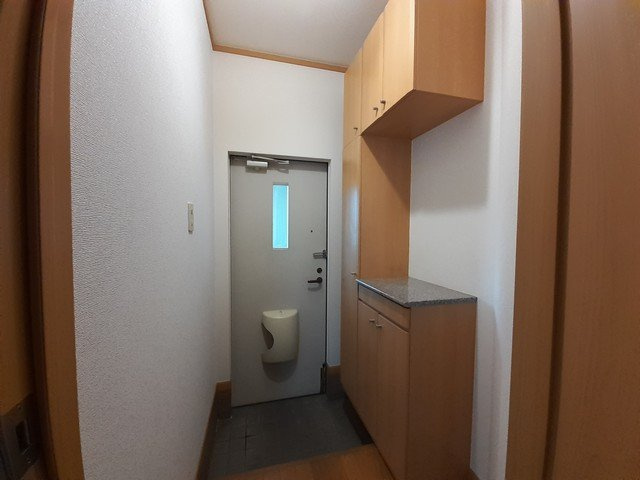 ガーデンヒルズ斑鳩Ⅰの玄関
