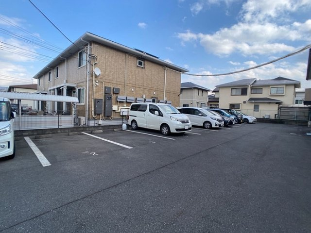エクセル松下　Aの駐車場