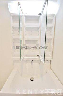 【洗面所】 | グーフォクォーレ | 脱衣スペースもあります