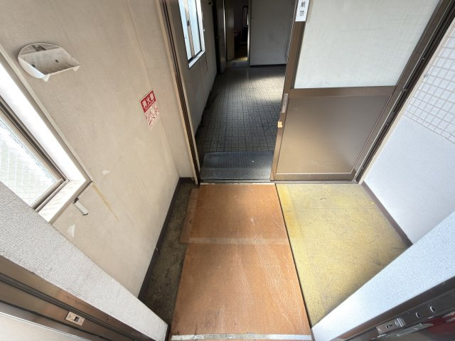 大阪市港区福崎2丁目貸工場倉庫77万円の内装