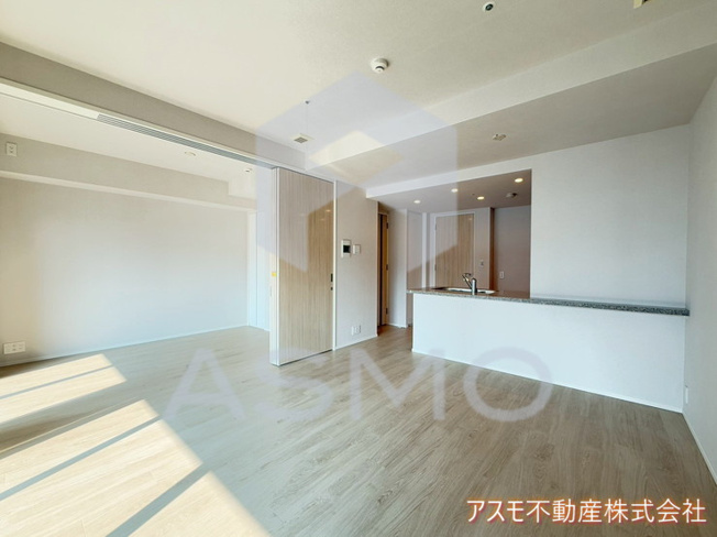 【居間・リビング】 | 梅田ガーデンレジデンス | ※建物内別間取参考写真