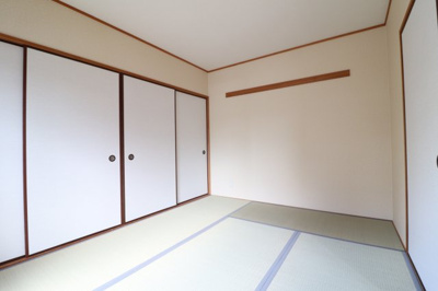 【寝室】 | サンハート南茨木
