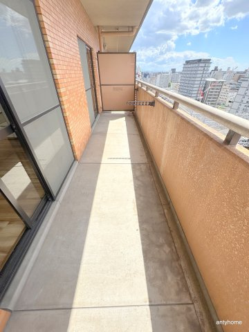 ライオンズシティ難波南のバルコニー