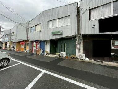 栗東市高野の店舗事務所