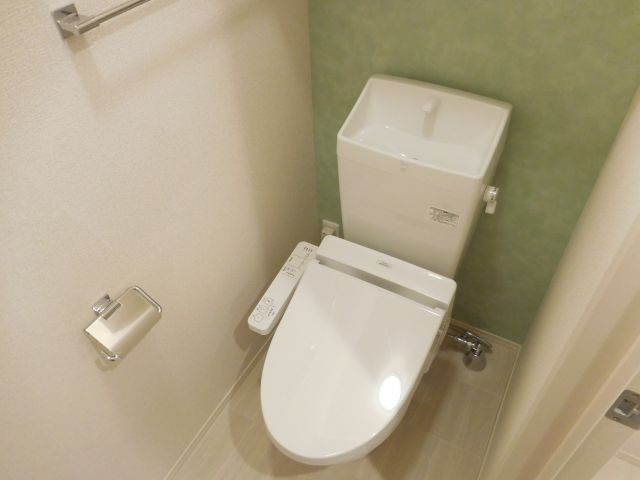 プランドール宏都A棟のトイレ