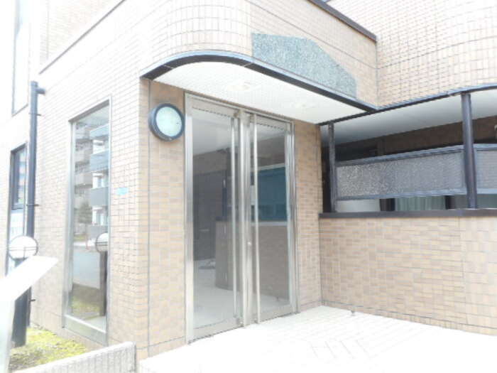 シーサイドスクウェア弐番館の玄関