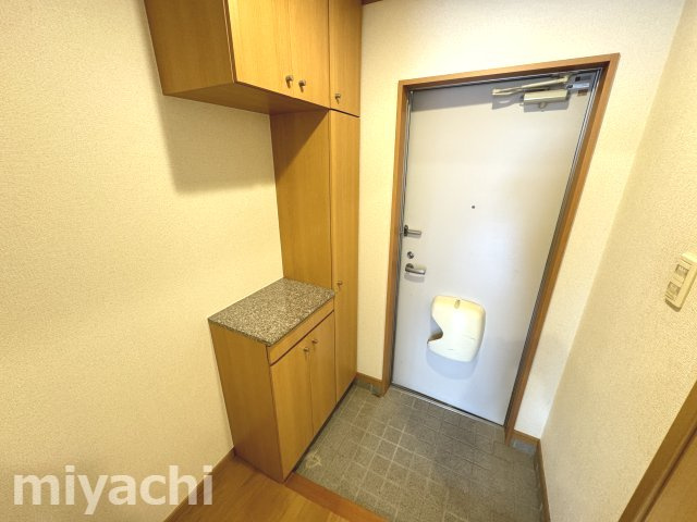 ウェルメゾンの玄関