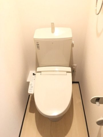 レオネクストアビタシオン　Ｎのその他|温水洗浄つきのお風呂です