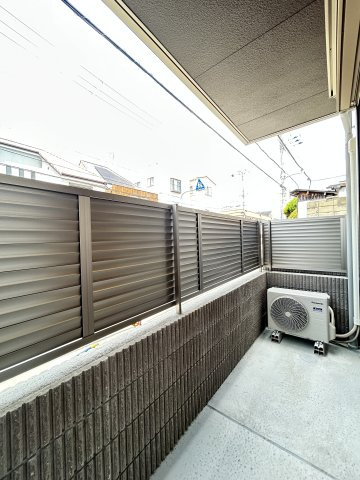 ユアメゾン 富松のバルコニー