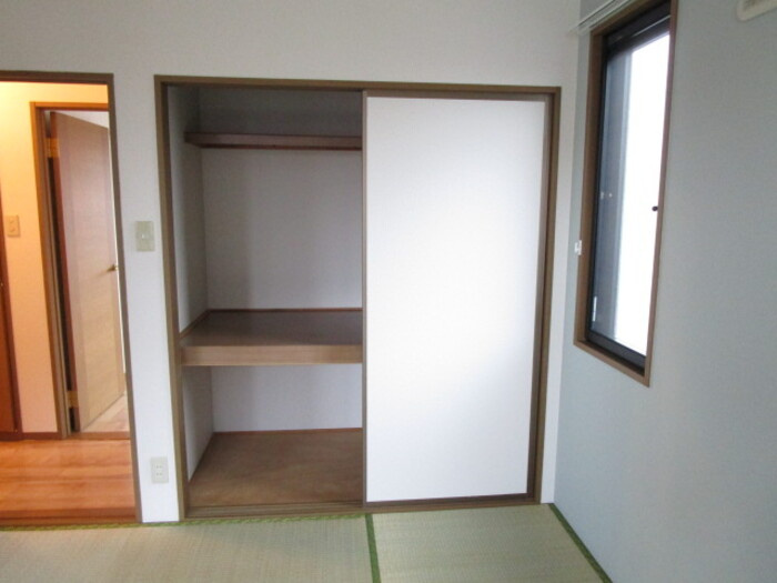 ミルフィーユ壱番館の収納|他部屋参考写真