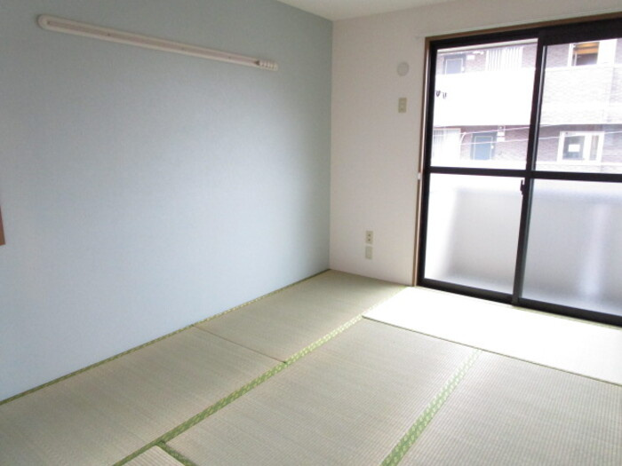ミルフィーユ壱番館の和室|他部屋参考写真