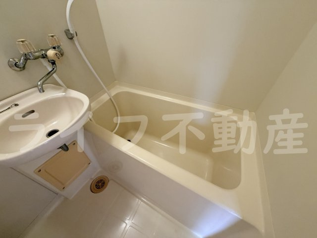 エトワールヴィルーR瓜生堂の浴室|お風呂で日々の疲れを落としましょう