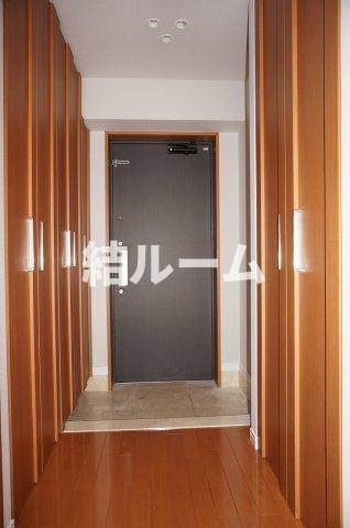 板橋区小茂根１丁目の賃貸マンションの玄関|別号室参考写真