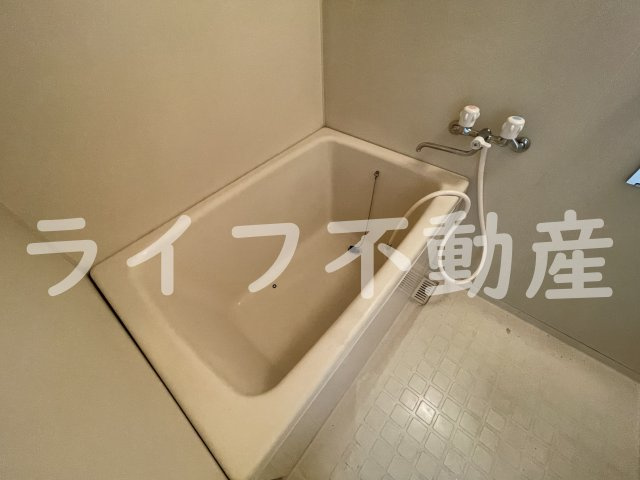 グランディールシャトーの浴室|日々の疲れを癒すお風呂付です