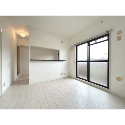 角部屋住戸で過ごしやすく、おすすめです。