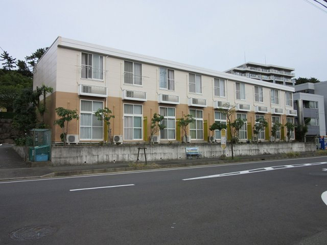 レオパレスアンビシャス聖園