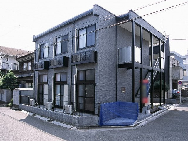 レオパレスフルール湘南の外観|物件の外観です