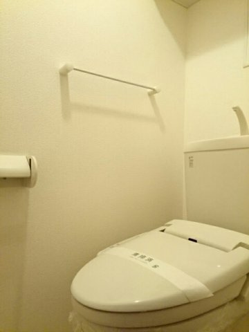 ジェントリーヒルのトイレ|ゆったりとした空間のトイレです