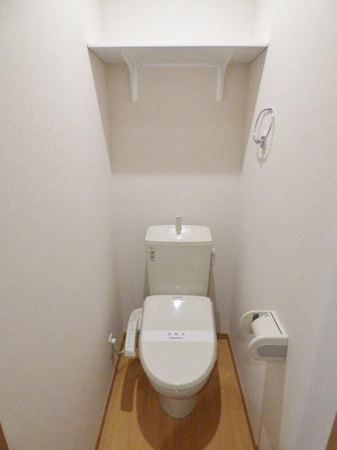 パインヒルズのトイレ|ゆったりとした空間のトイレです