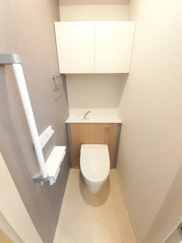 ＦｌｏｒｉａⅠ（フローリアⅠ）のトイレ|コンパクトで使いやすいトイレです