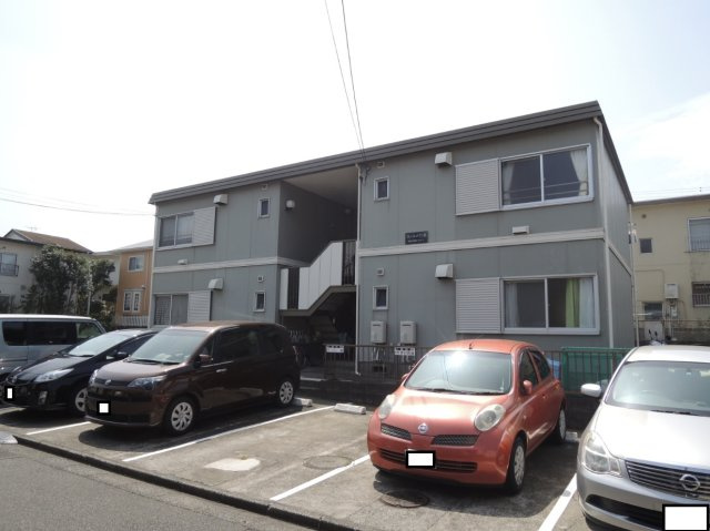 クレールメゾンA・B駐車場のその他共用部分|おしゃれな外観です